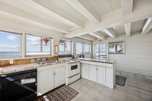 $975,000 | 501 North 3rd Street, Fernandina Beach, FL 32034