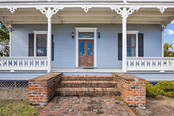 $975,000 | 501 North 3rd Street, Fernandina Beach, FL 32034