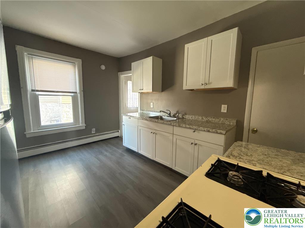 919 Mechanic Street Bethlehem, PA 18015 - Photo 4 of 21