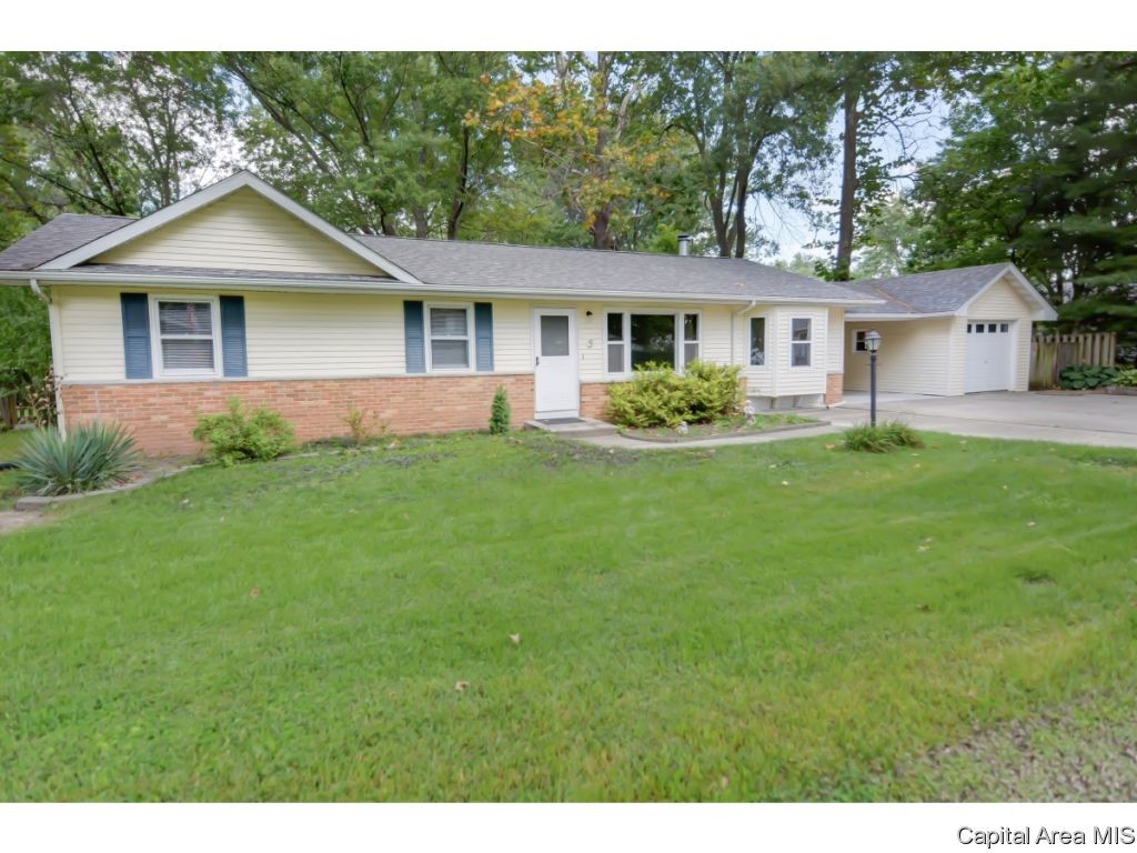 5 Chetwood Street Springfield, IL 62711 - Photo 1 of 31