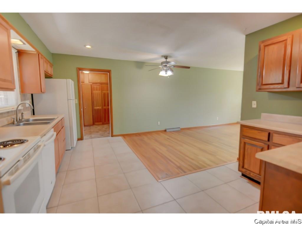 5 Chetwood Street Springfield, IL 62711 - Photo 9 of 31