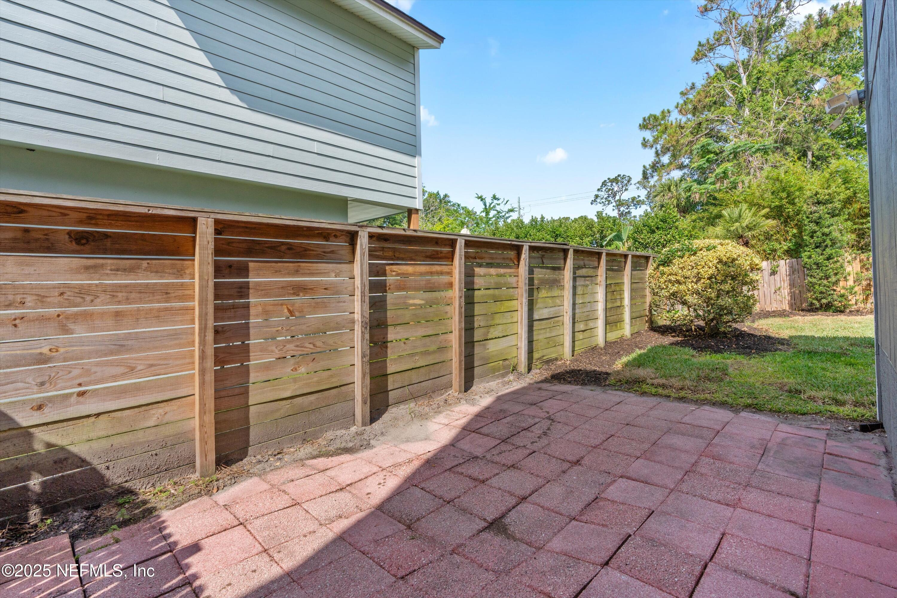 338 Magnolia Street Atlantic Beach, FL 32233 - Photo 16 of 26 15-Patio