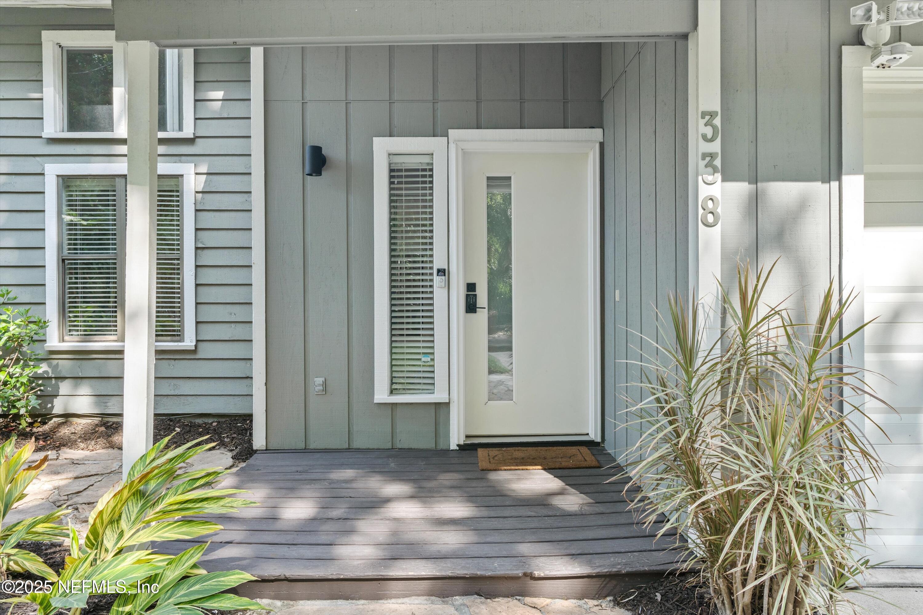 338 Magnolia Street Atlantic Beach, FL 32233 - Photo 5 of 26 03-Front Porch