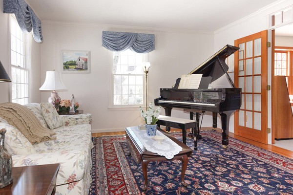 131 Hidden Valley Road Groton, MA 01450 - Photo 5 of 24 Gallery Image 5