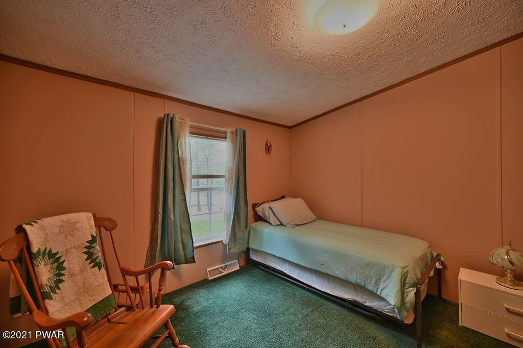 33 Oakview Lane Waymart, PA 18472 - Photo 46 of 65