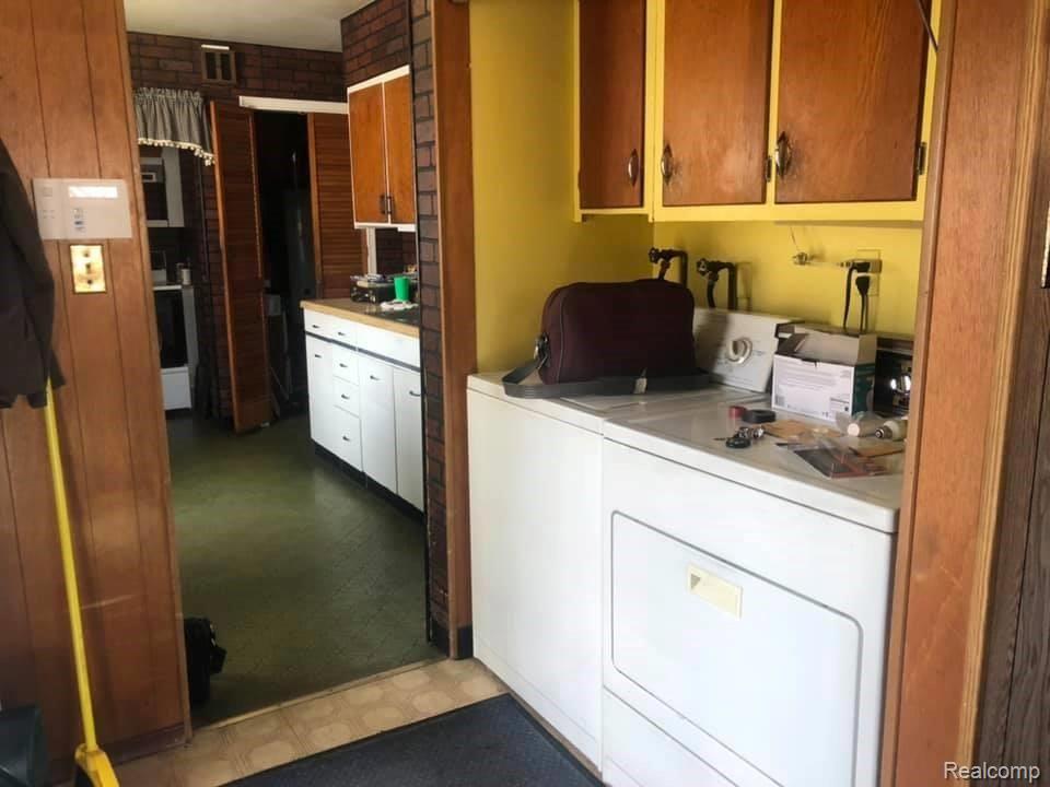 443 Franklin Road Pontiac, MI 48341 - Photo 13 of 18 Laundry.jpg