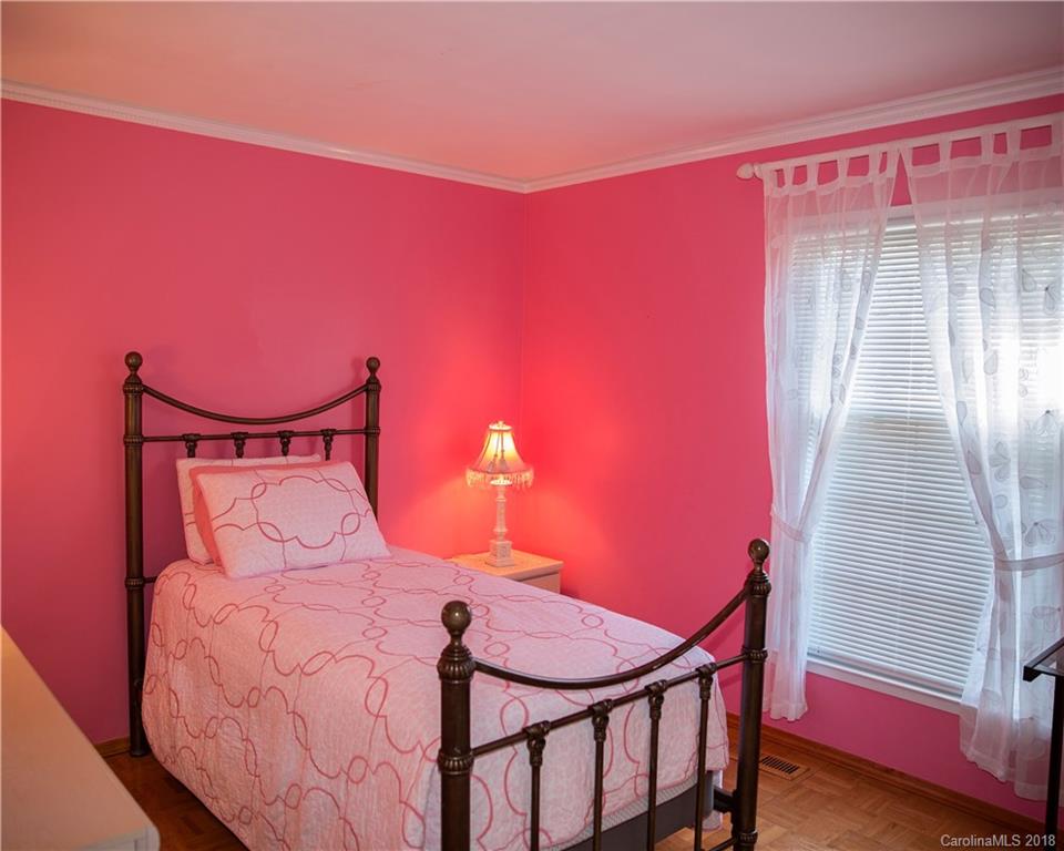 1422 Thermal Road Charlotte, NC 28212 - Photo 14 of 24 Gallery Image 14