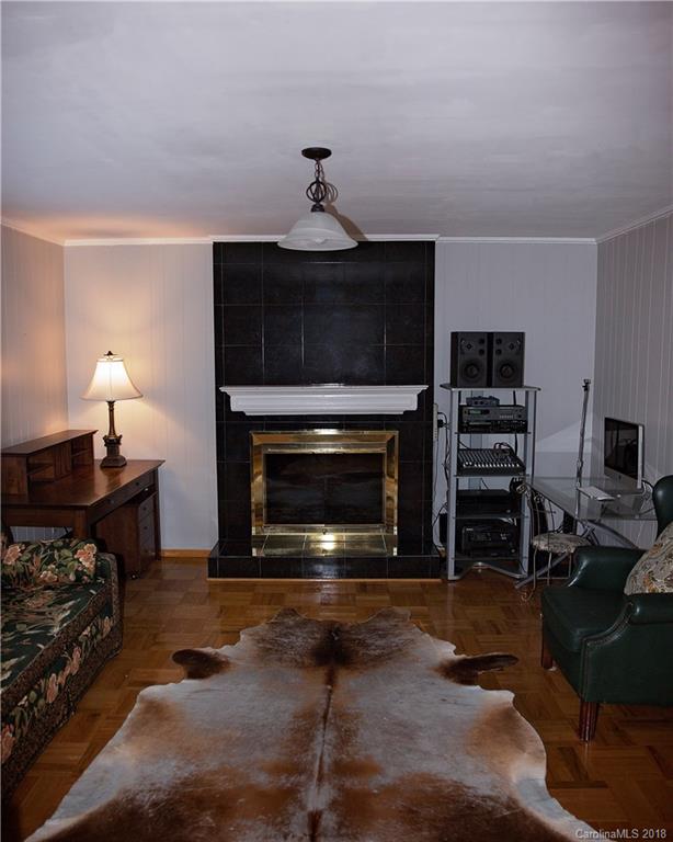 1422 Thermal Road Charlotte, NC 28212 - Photo 9 of 24 Gallery Image 9