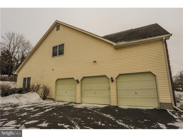 1010 Redtail Road Audubon, PA 19403 - Photo 17 of 24 Garage