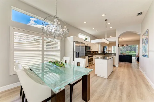 $599,000 | 6622 Oakbrooke Circle, Bradenton, FL 34202
