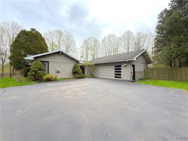 $388,000 | 3644 Harding Road, Kirkland, NY 13323