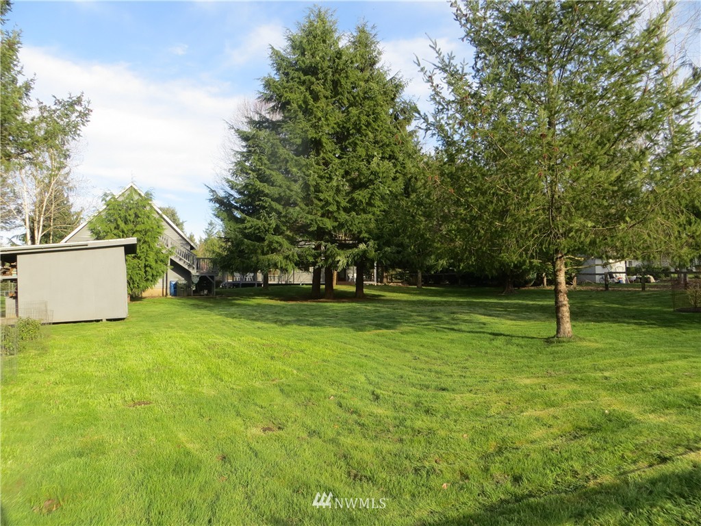 4915 Lake Alice Road Southeast Fall City, WA 98024 - Photo 17 of 19 Gallery Image 17