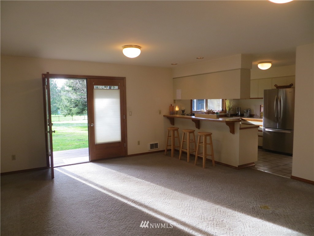 4915 Lake Alice Road Southeast Fall City, WA 98024 - Photo 8 of 19 Gallery Image 8
