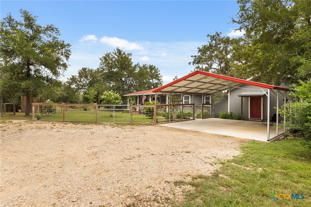 757 Jackson Road Kingsbury, TX 78638 - Photo 29 of 46