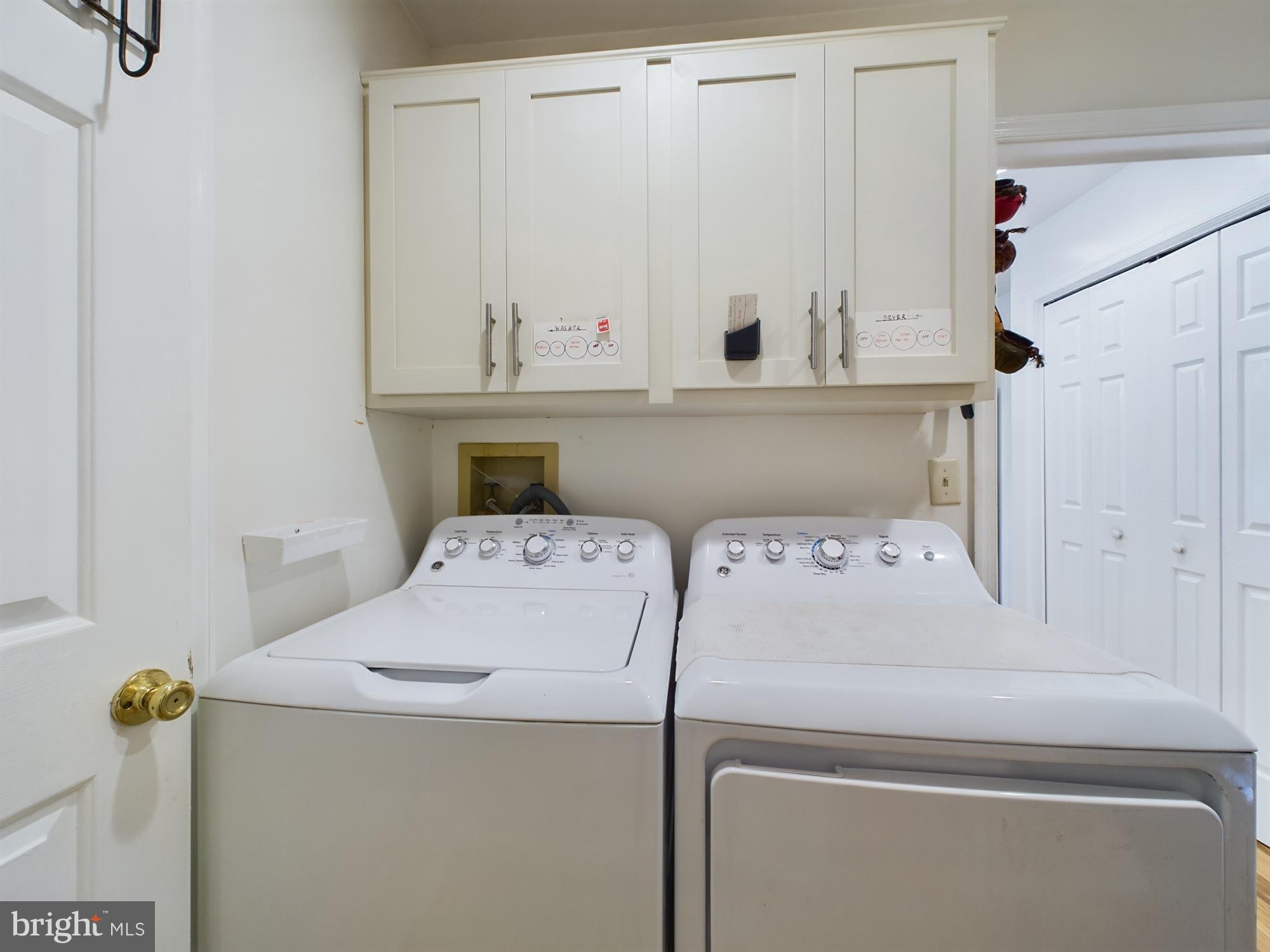 103 Birchfield Drive Dover, DE 19904 - Photo 32 of 44 a utility room with dryer and washer