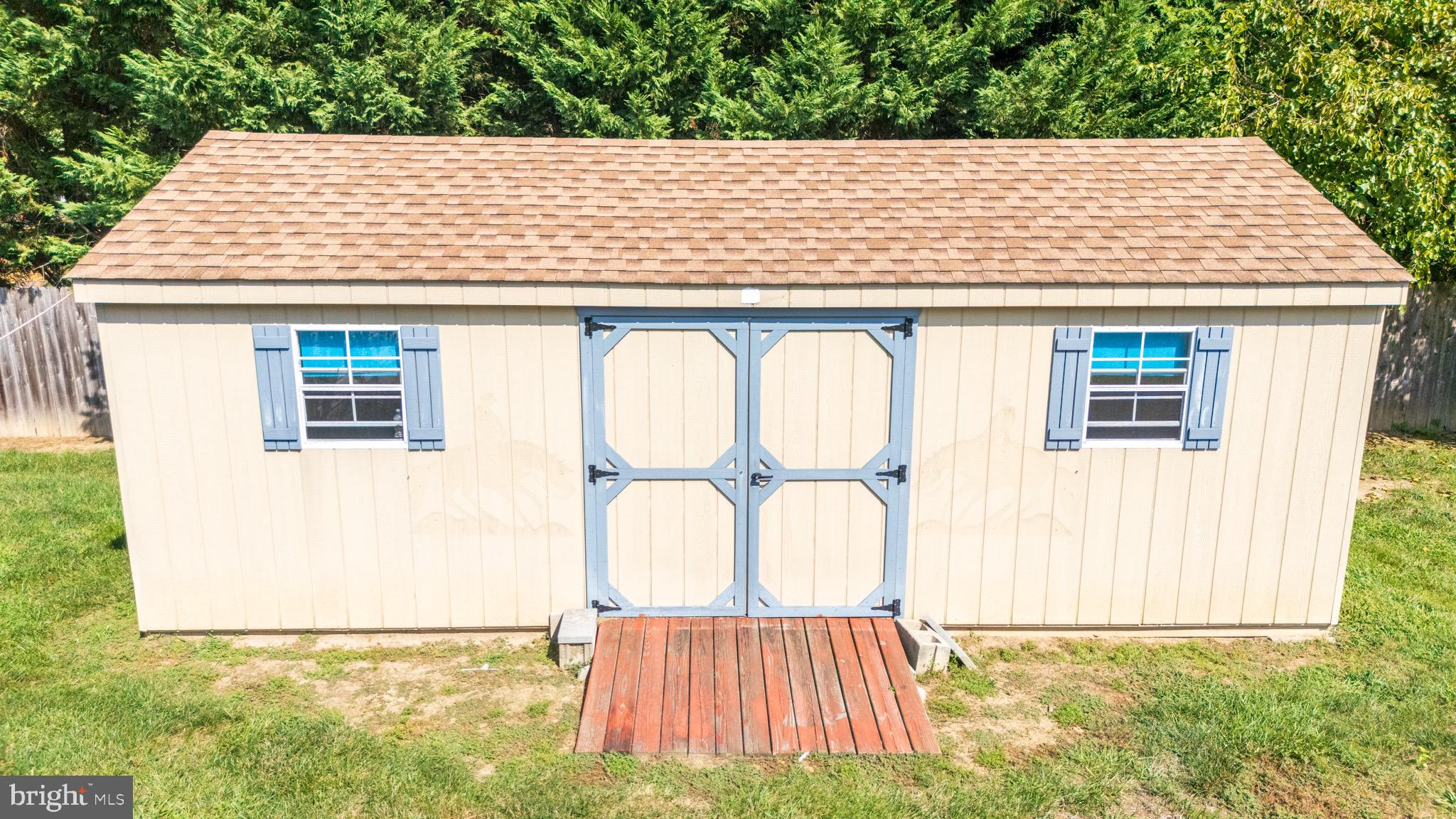 103 Birchfield Drive Dover, DE 19904 - Photo 38 of 44 a view of wooden house and dry yard