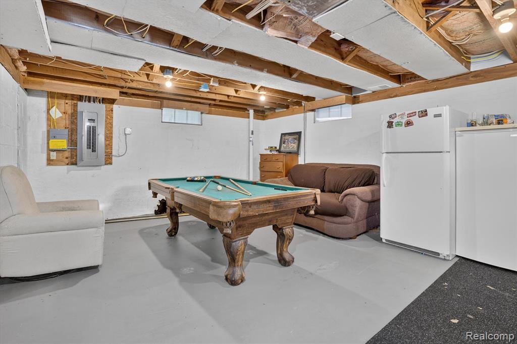 715 East Grand River Road Fowlerville, MI 48836 - Photo 23 of 28 Gallery Image 23
