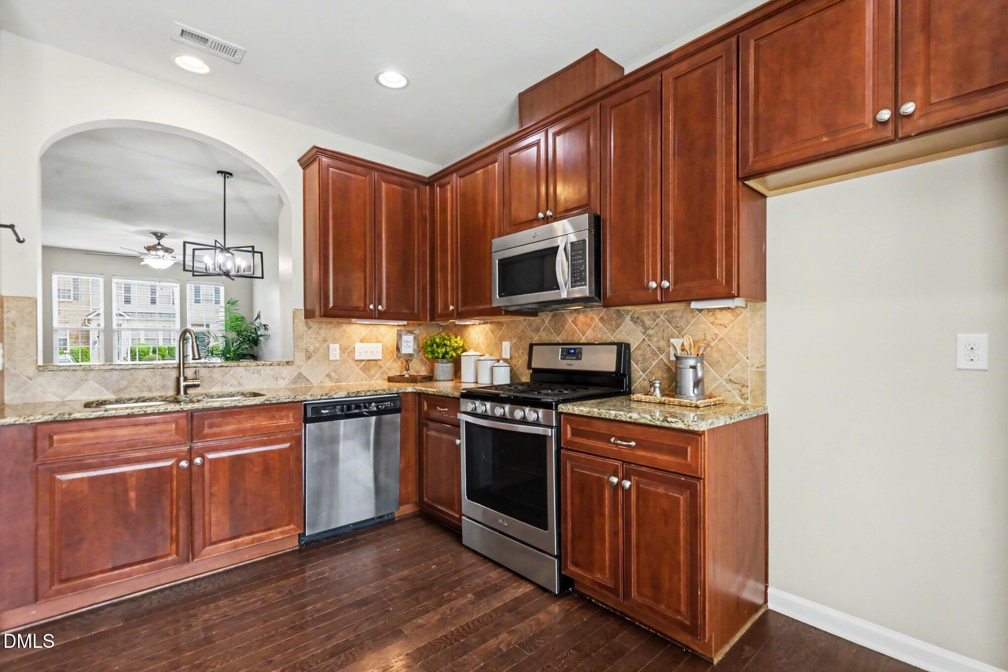 806 Cupola Drive Raleigh, NC 27603 - Photo 3 of 32 009_file_3606