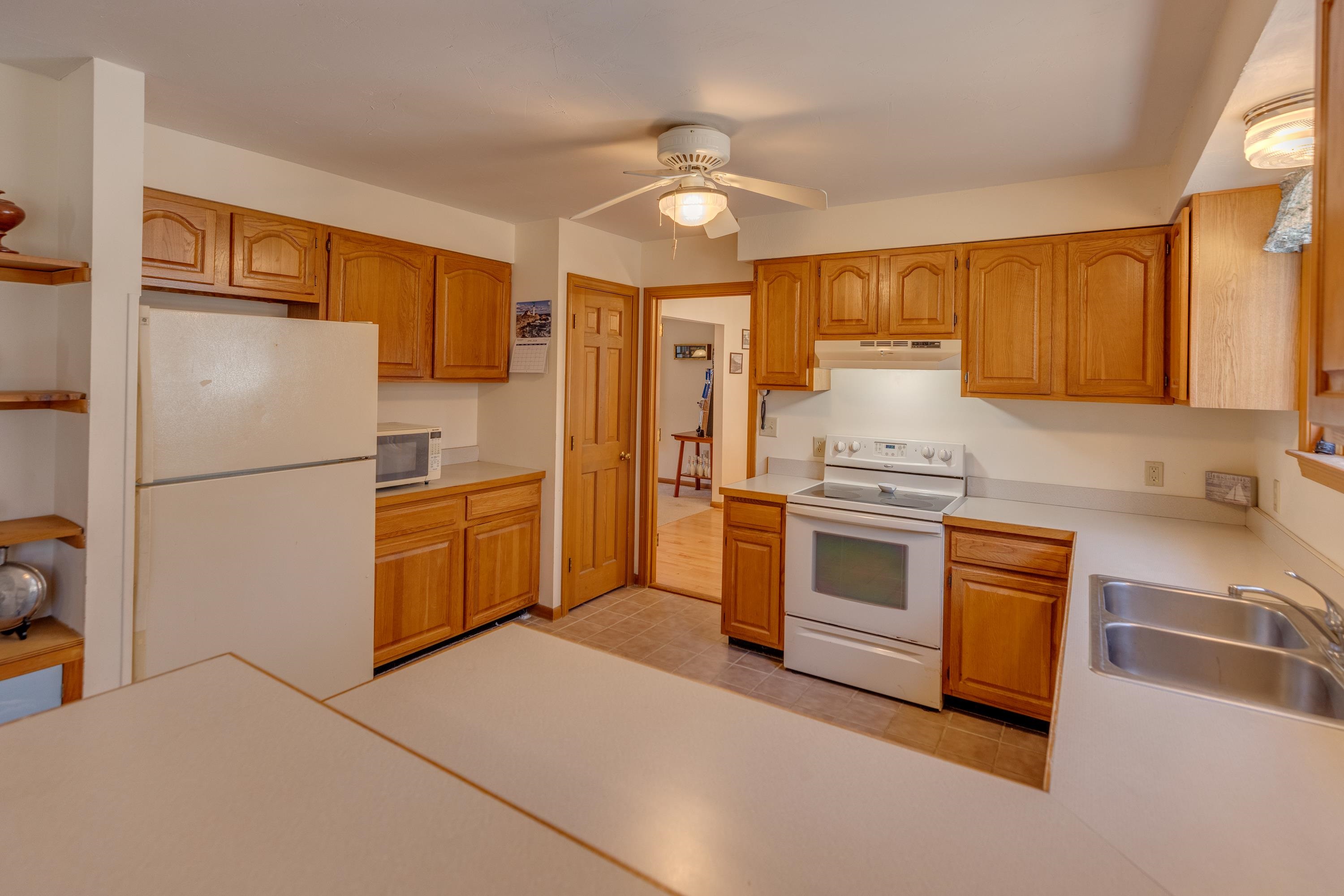 286 Dockham Shore Road Gilford, NH 03249 - Photo 8 of 38 Gallery Image 8