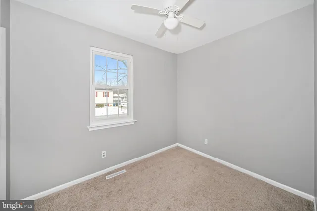 $379,000 | 30 Julie Lane, Newark, DE 19711