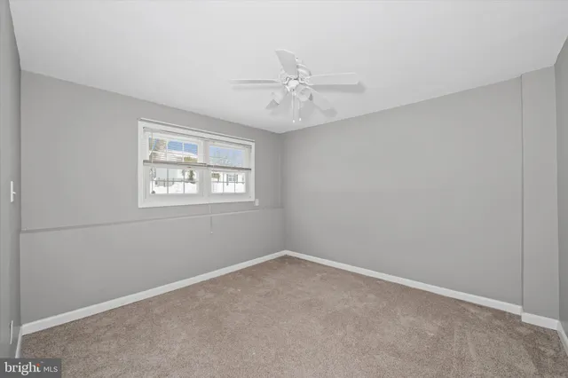 $379,000 | 30 Julie Lane, Newark, DE 19711