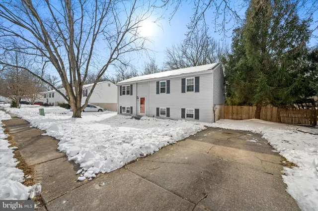 $379,000 | 30 Julie Lane, Newark, DE 19711