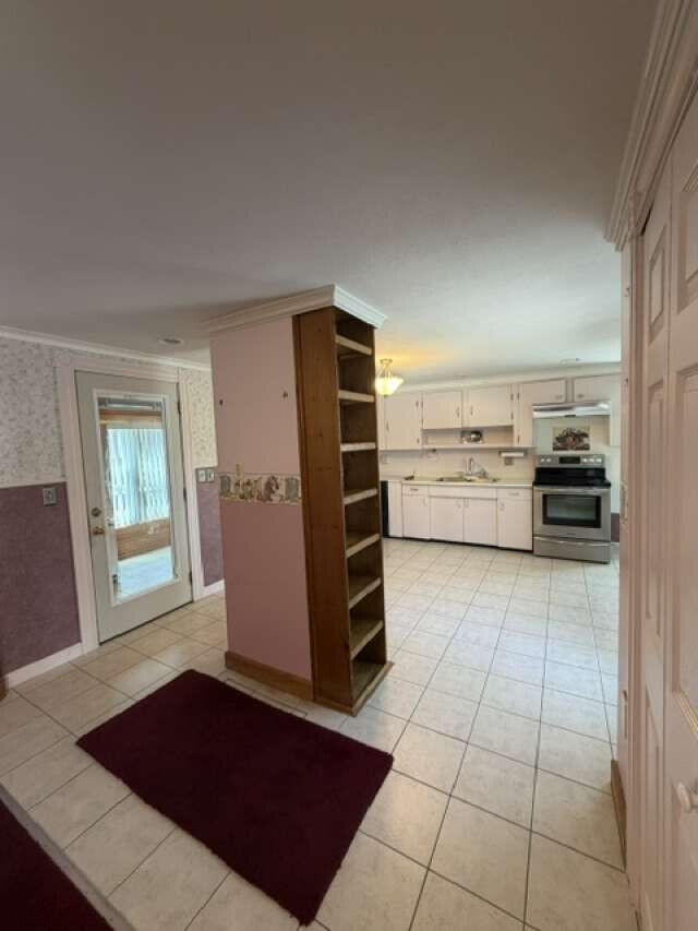 131 Beach Street Saco, ME 04072 - Photo 11 of 37 Cotsis.11
