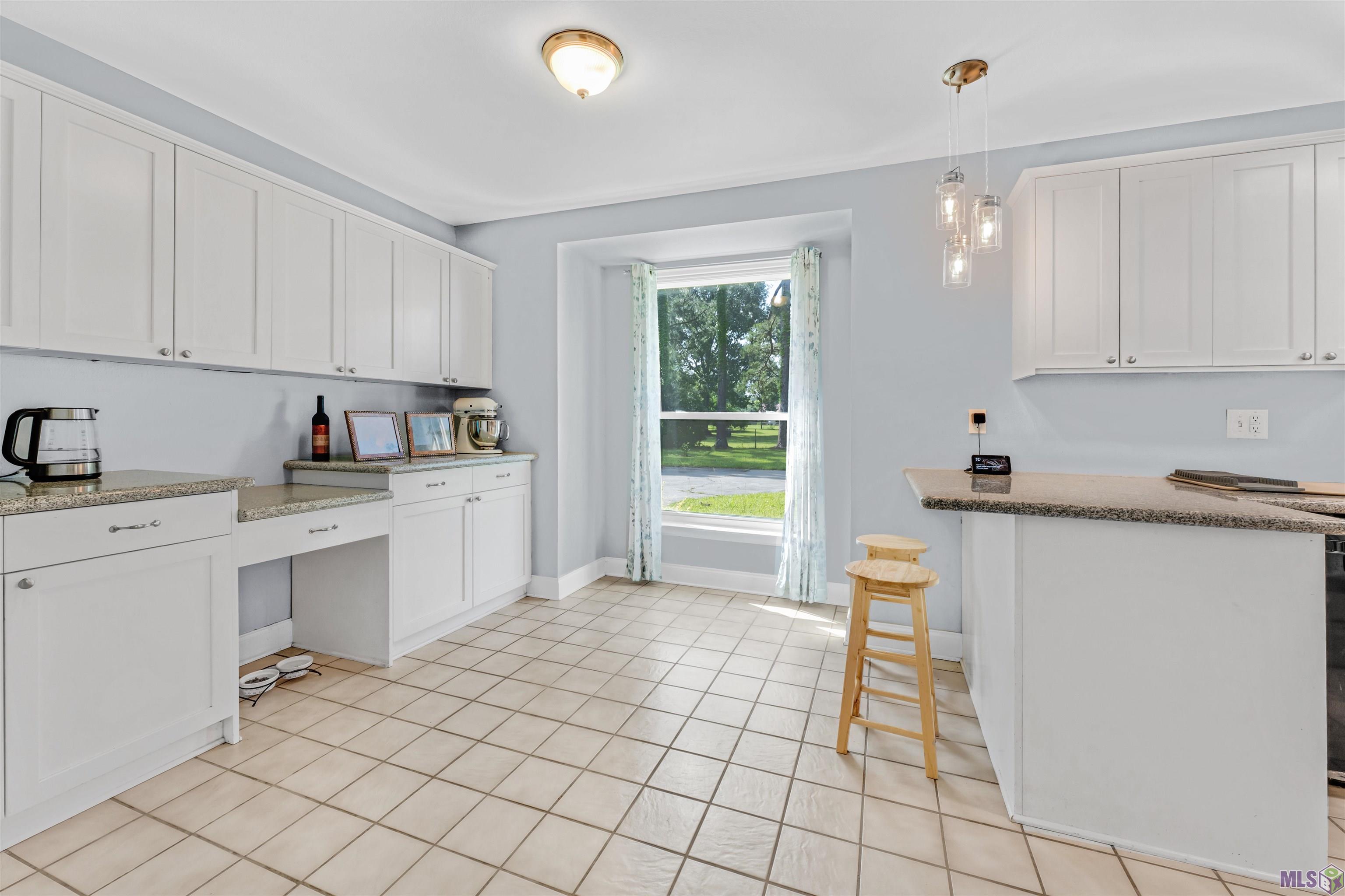 42194 Jamie Road Prairieville, LA 70769 - Photo 5 of 30 Gallery Image 5