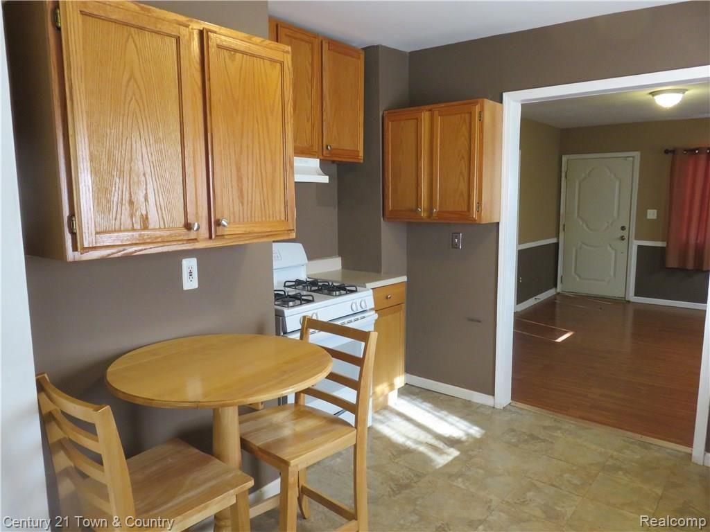 1859 Martin Road Ferndale, MI 48220 - Photo 4 of 8 IMG_2478.JPG