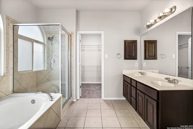 $2,400 | 1026 Orchid Grove, San Antonio, TX 78245