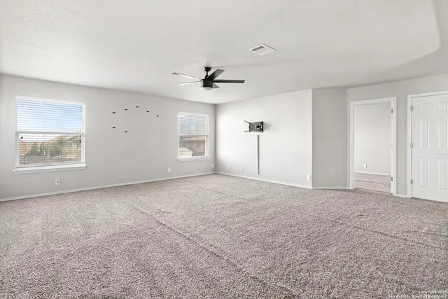 $2,400 | 1026 Orchid Grove, San Antonio, TX 78245