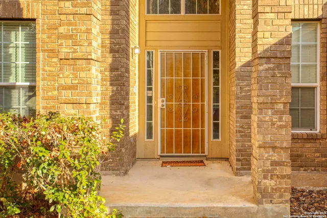 $2,400 | 1026 Orchid Grove, San Antonio, TX 78245