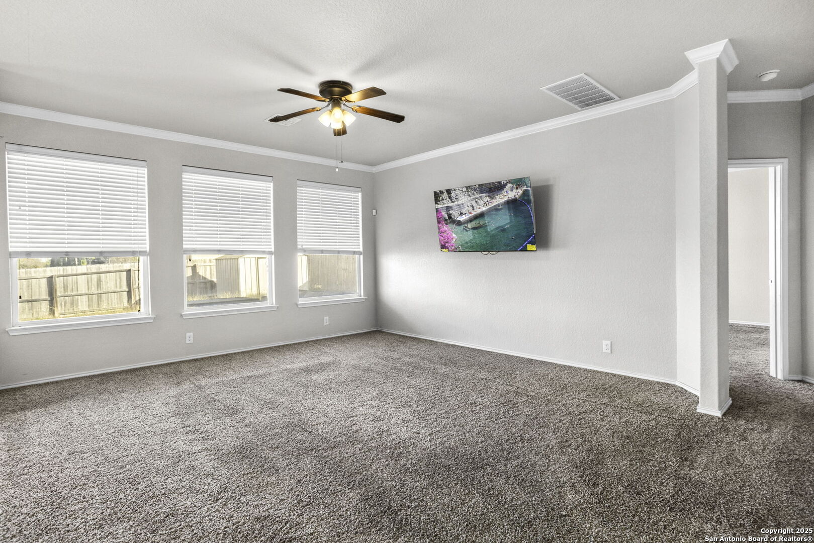 1026 Orchid Grove San Antonio, TX 78245 - Photo 7 of 31