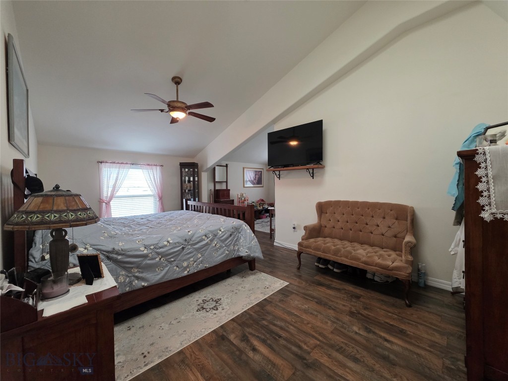 682 East River Road Pray, MT 59065 - Photo 35 of 100 Home 1 - Master Bedroom