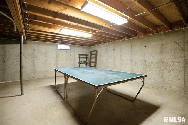 $230,000 | 2523 Gaylord Avenue, Springfield, IL 62704