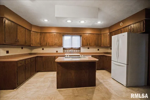 $230,000 | 2523 Gaylord Avenue, Springfield, IL 62704