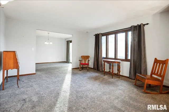 $230,000 | 2523 Gaylord Avenue, Springfield, IL 62704