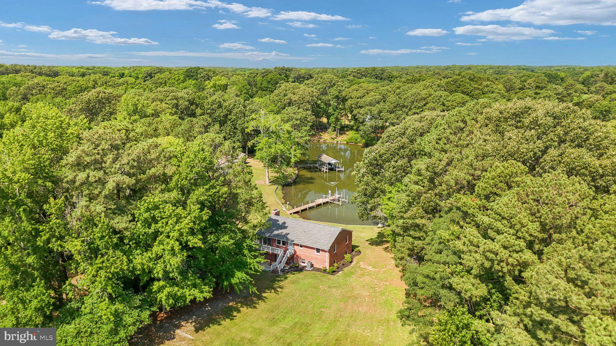 279 Harbor Drive Reedville, VA 22539 - Photo 10 of 97 Almost an acre of bliss