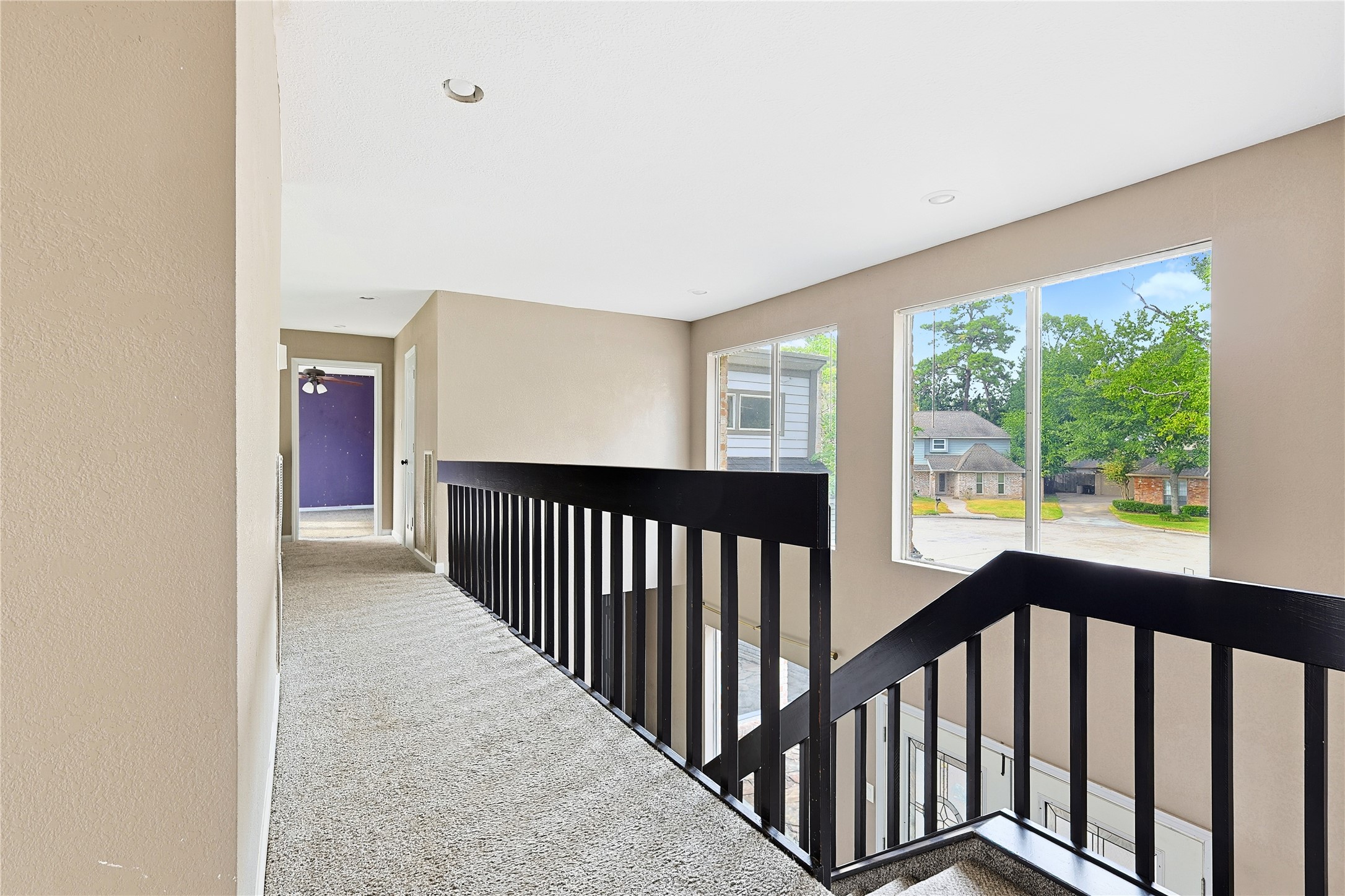 11727 Gardenglen Drive Cypress, TX 77429 - Photo 23 of 38 a view of a hallway with window