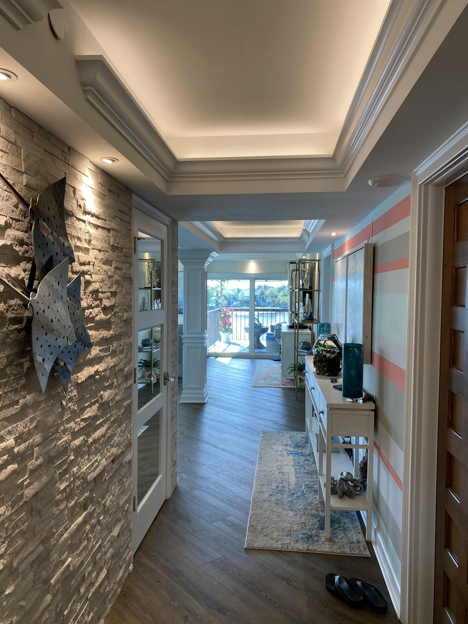 364 Golfview Road, Unit 301 North Palm Beach, FL 33408 - Photo 20 of 29 raised ceiling in foyer