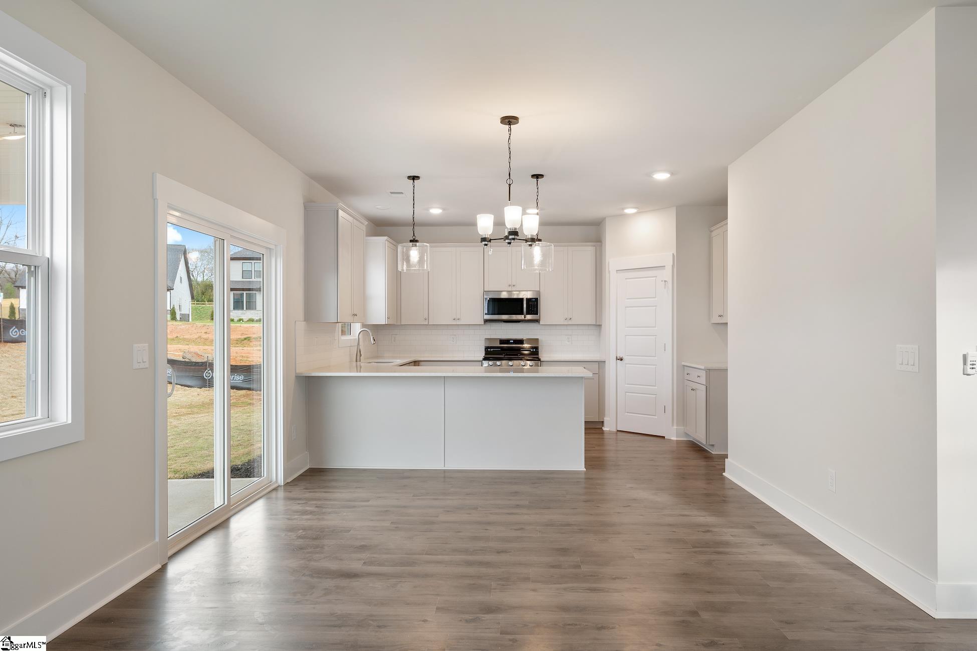 302 Red Oak Court Anderson, SC 29621 - Photo 4 of 13