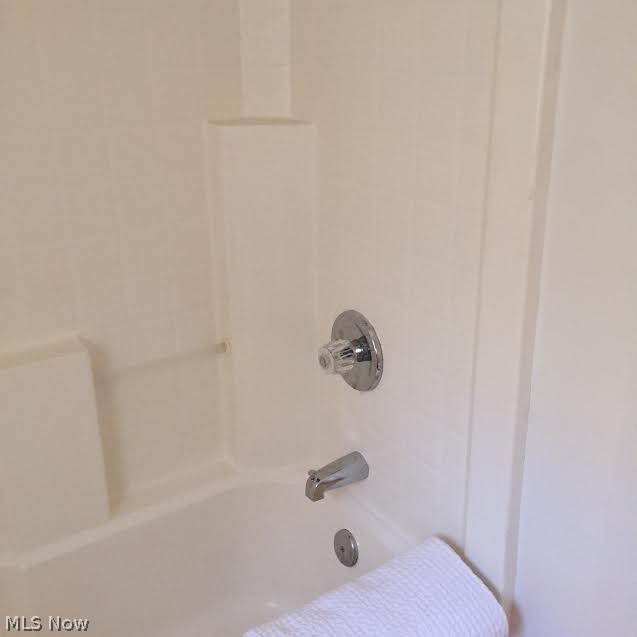 6313 Darrow Road Huron, OH 44839 - Photo 8 of 20