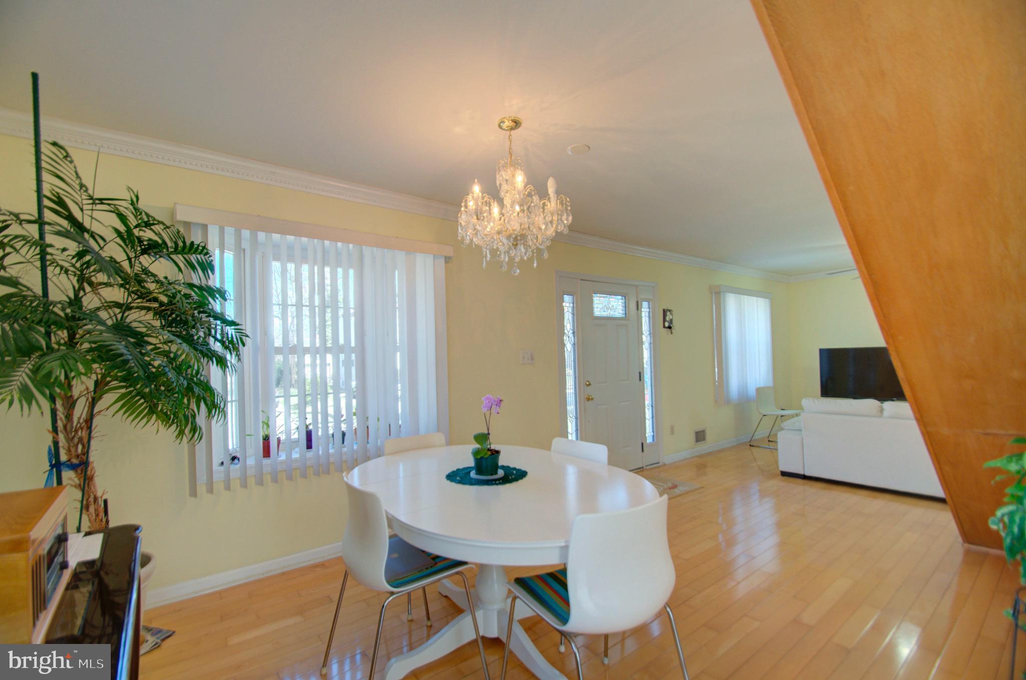 2816 Munson Street Silver Spring, MD 20902 - Photo 19 of 46 Dining Room
