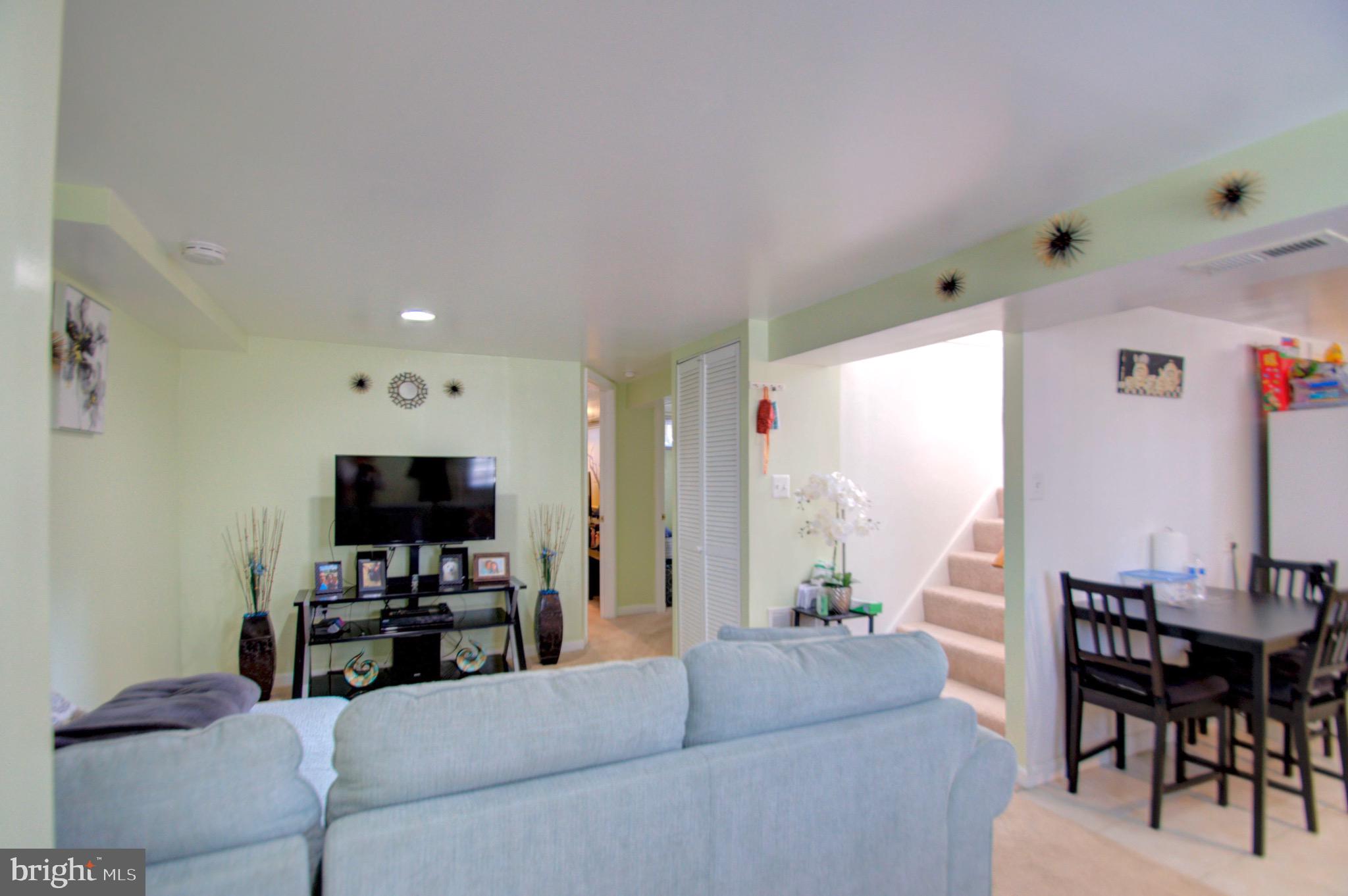 2816 Munson Street Silver Spring, MD 20902 - Photo 35 of 46 Rec room area