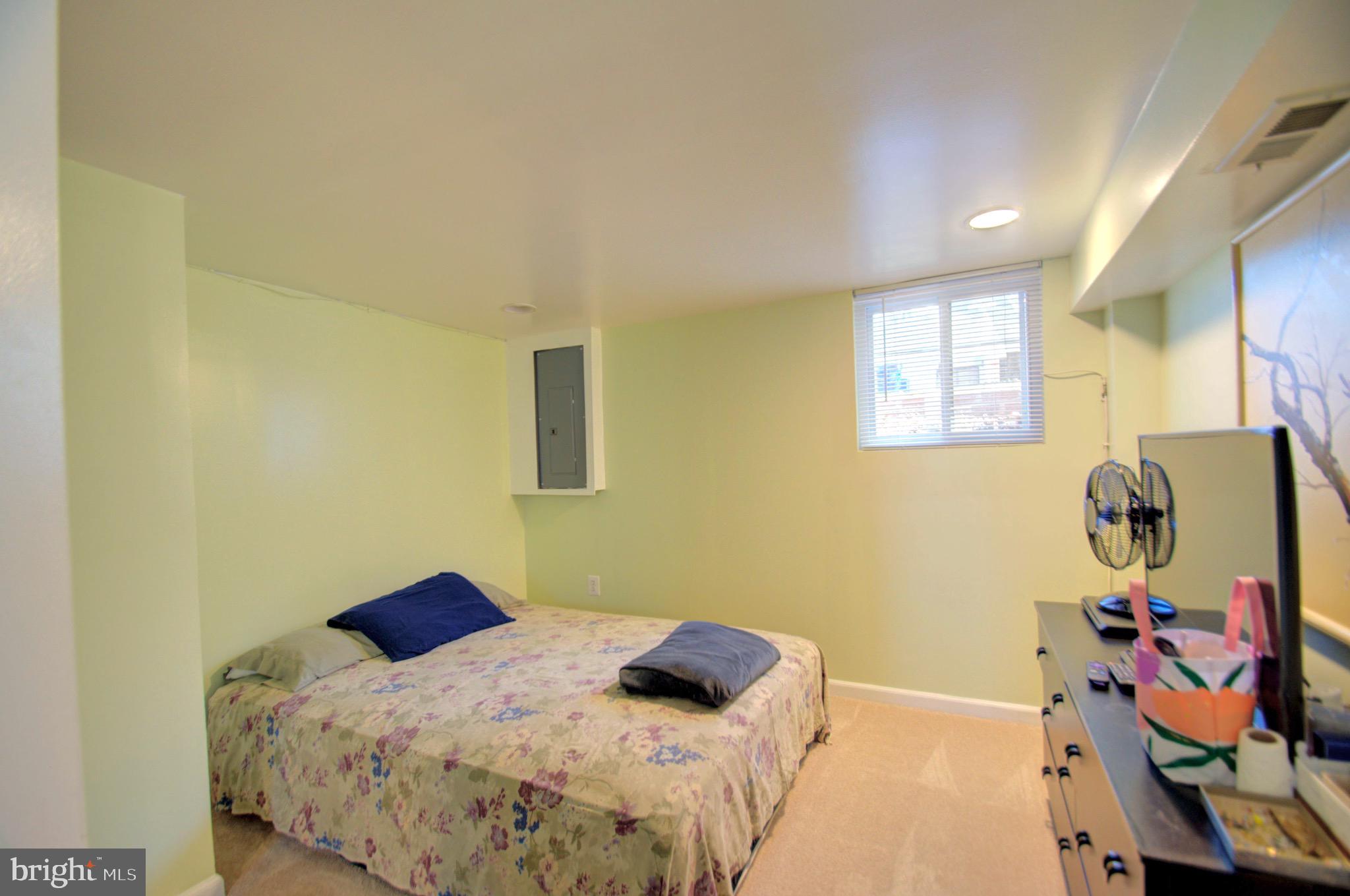 2816 Munson Street Silver Spring, MD 20902 - Photo 40 of 46 Lower level room
