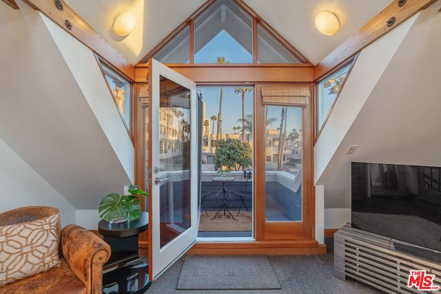 $3,995,000 | 133 Ocean Park Boulevard, Santa Monica, CA 90405