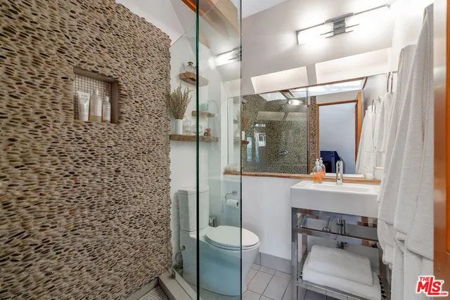 $3,995,000 | 133 Ocean Park Boulevard, Santa Monica, CA 90405