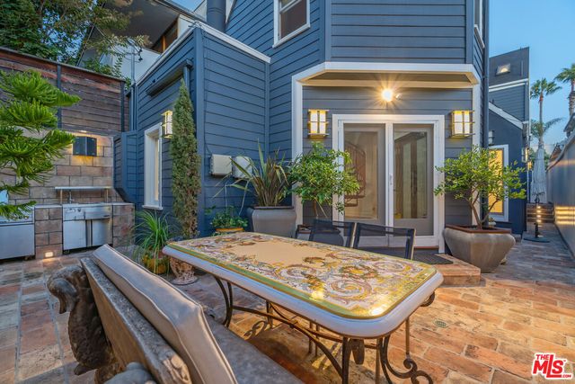 $3,995,000 | 133 Ocean Park Boulevard, Santa Monica, CA 90405