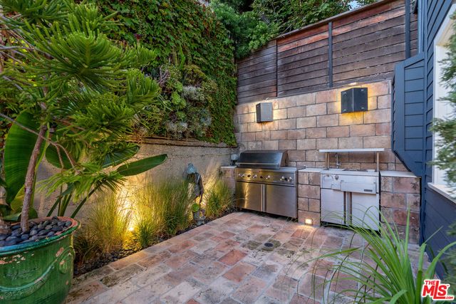 $3,995,000 | 133 Ocean Park Boulevard, Santa Monica, CA 90405