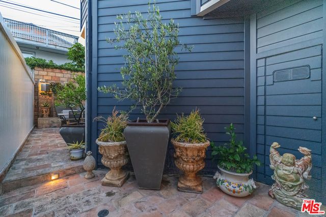 $3,995,000 | 133 Ocean Park Boulevard, Santa Monica, CA 90405